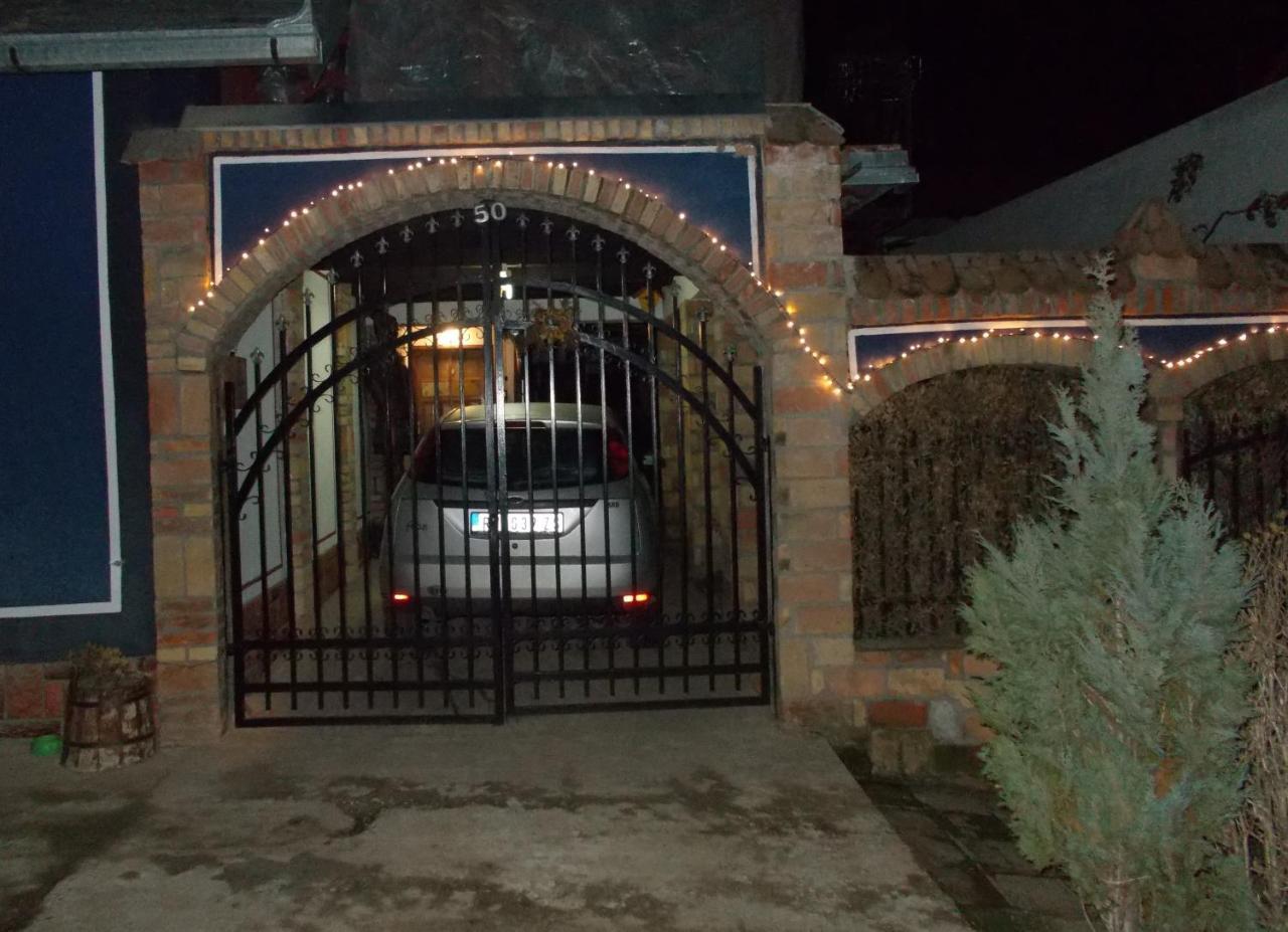 Apartman Vrdnicak Vrdnik Bagian luar foto