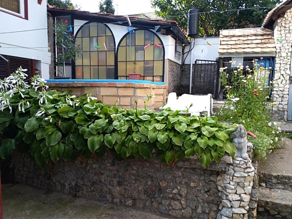 Apartman Vrdnicak Vrdnik Bagian luar foto