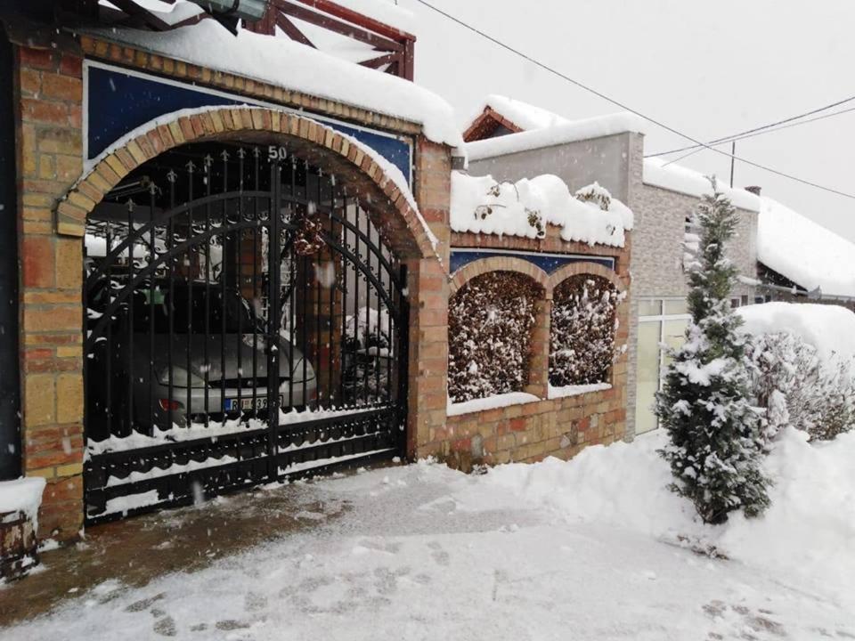 Apartman Vrdnicak Vrdnik Bagian luar foto