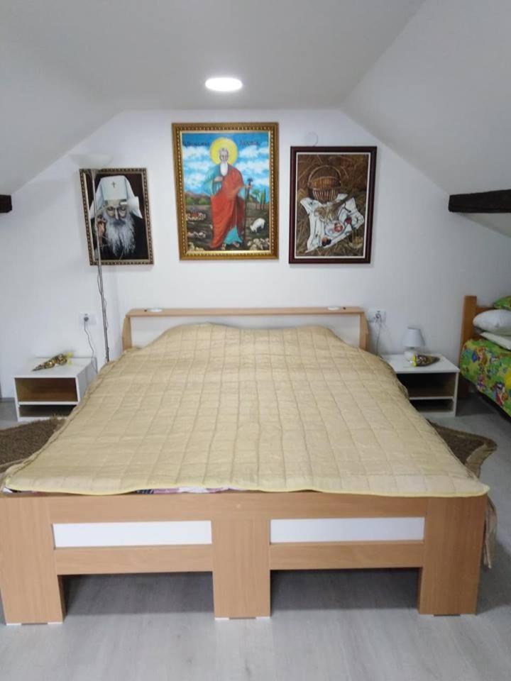 Apartman Vrdnicak Vrdnik Bagian luar foto
